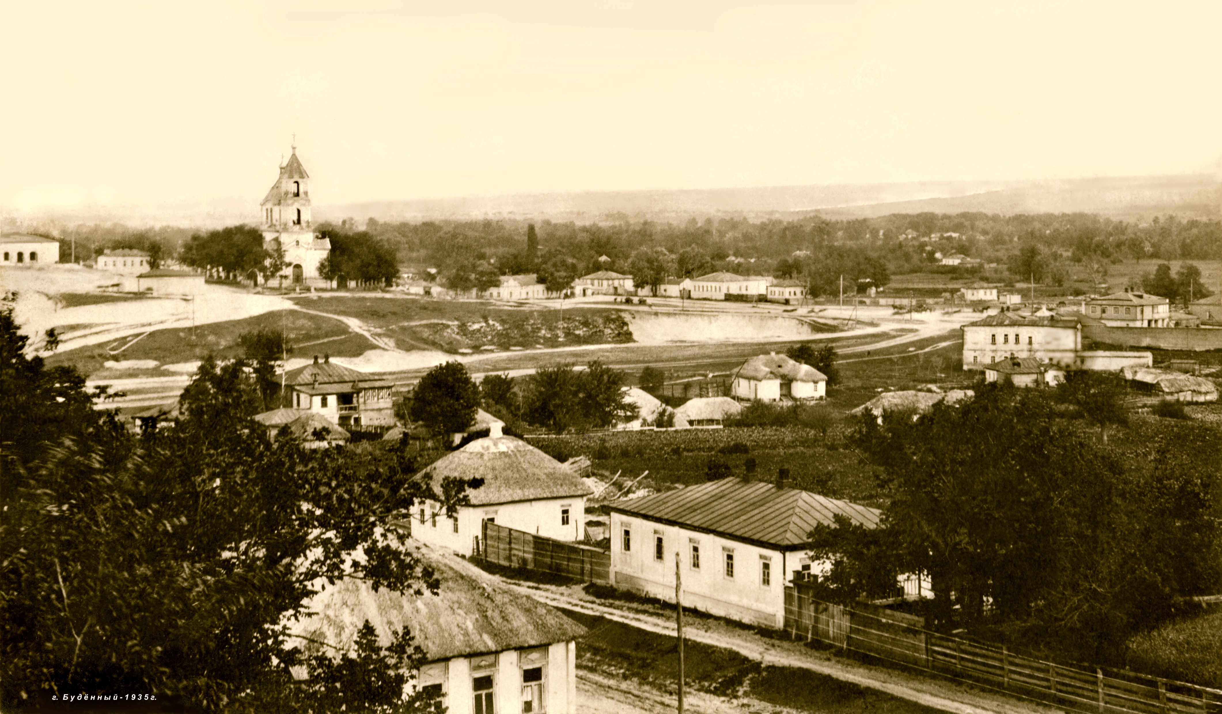 Вид на районный центр со стороны Землянщины 1935 год.