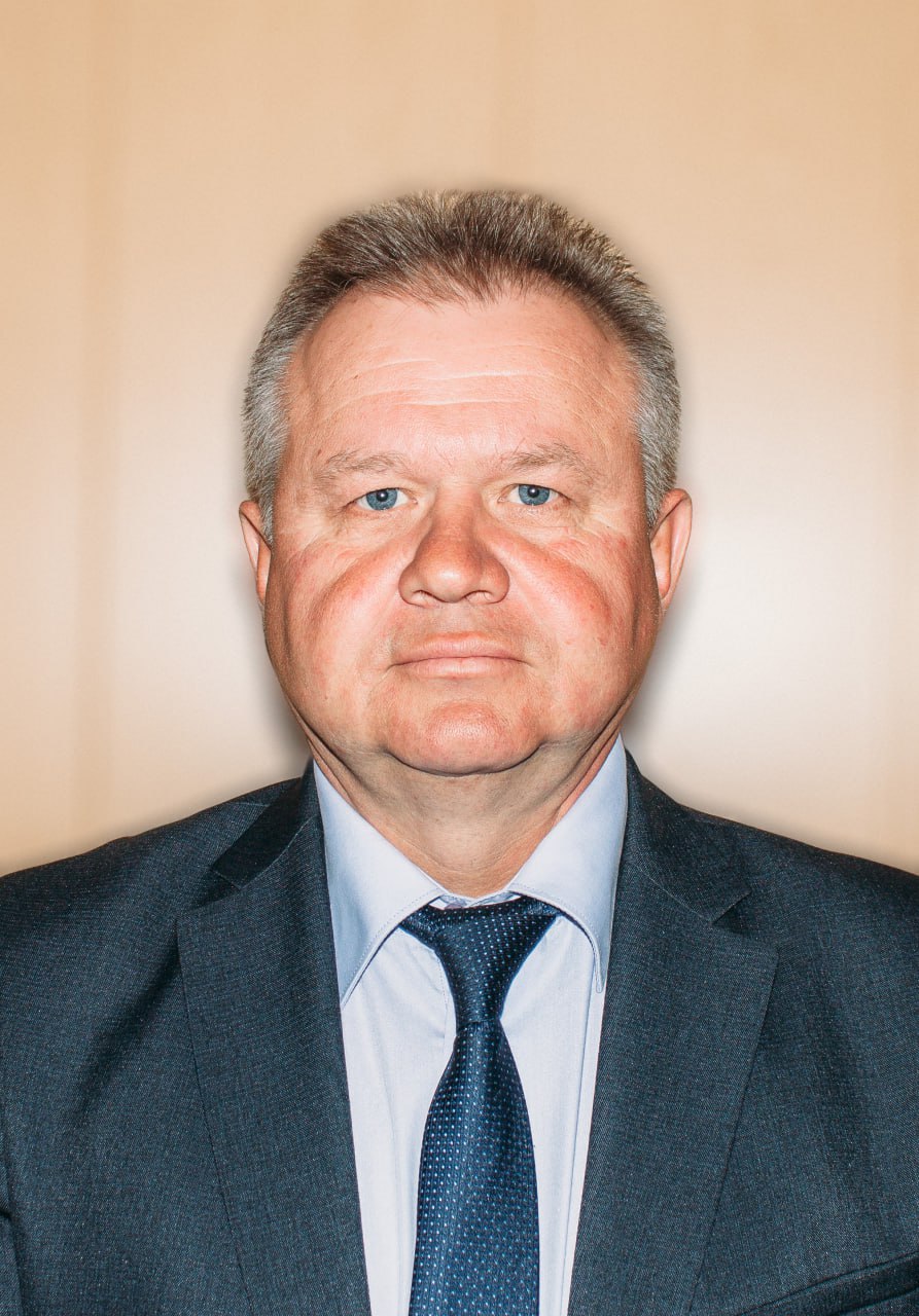 Крутий Валерий Сергеевич.