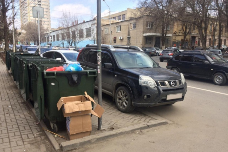 Неправильная парковка автомобилей – причина несвоевременного вывоза отходов. Неправильная парковка автомобилей – причина несвоевременного вывоза отходов.