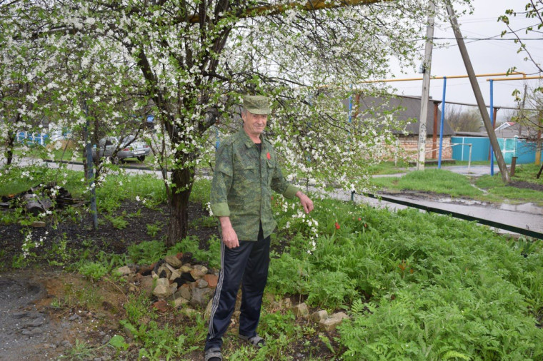 Житель села Ливенка Красногвардейского района отправился в зону СВО по зову сердца.