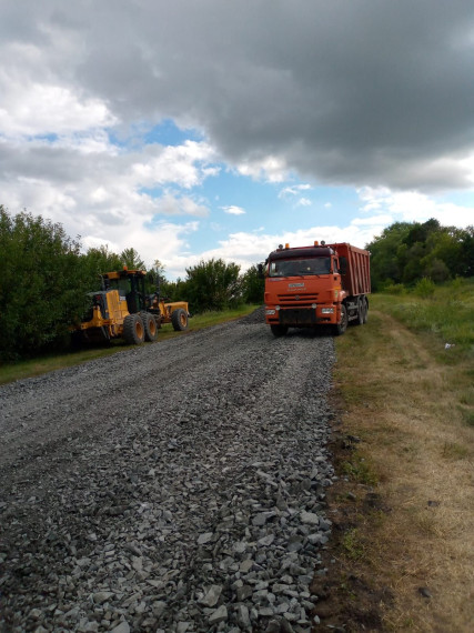Более 5 км дороги Нижняя Покровка - Прудки будут отремонтированы в текущем году.