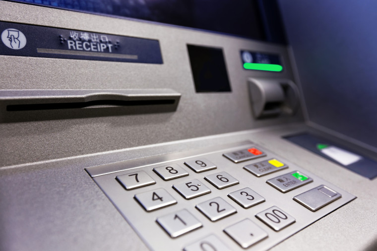 Информируем Вас о том, что в селе Ливенка установят два новых банкомата. Информируем Вас о том, что в селе Ливенка установят два новых банкомата.