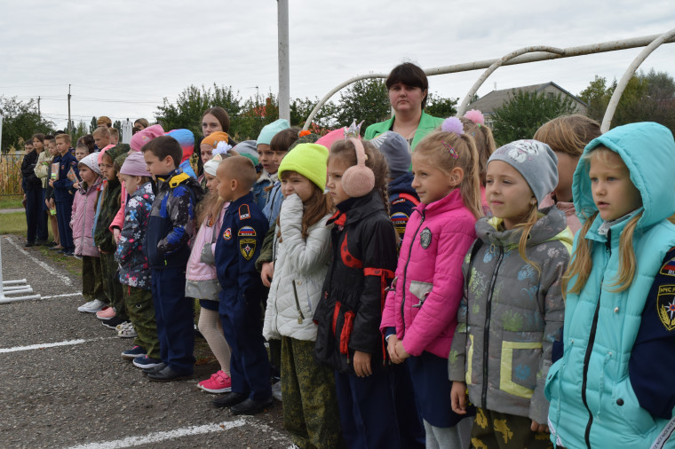 В Засосенской школе открыли детский пешеходный городок.