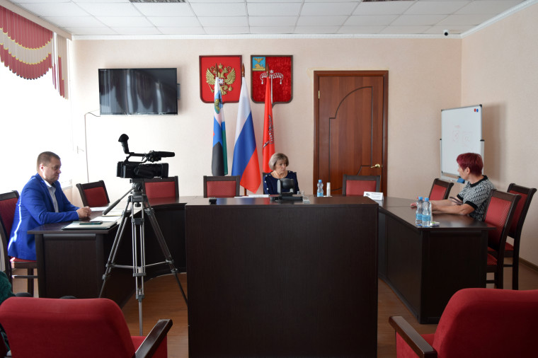 Глава администрации района Анна Куташова приняла 15 человек.