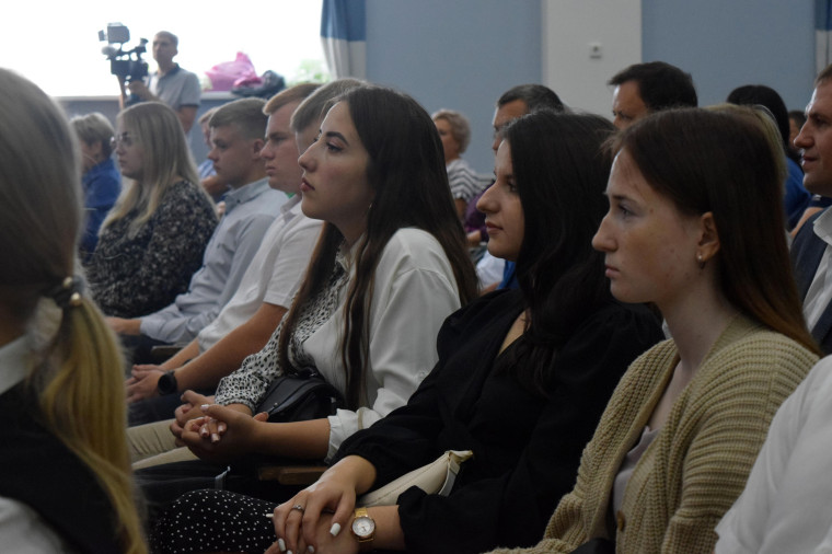 В Бирючанском техникуме состоялась августовская педагогическая конференция.