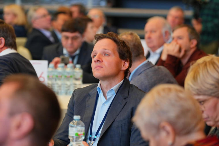 В Москве состоялся V съезд Всероссийской ассоциации развития местного самоуправления (ВАРМСУ), который прошел 13-14 ноября 2023 года на базе Мастерской управления «Сенеж».