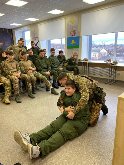 Участники специальной военной операции провели занятие по тактической медицине для курсантов Центра «Воин».