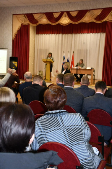 В Марьевском сельском поселении прошёл отчёт главы администрации Елены Кожуховой.