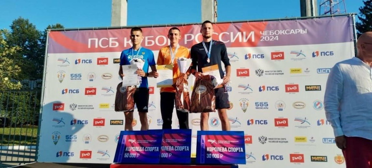 Сергей Дубровский из Красногвардейского района одержал очередную победу на соревнованиях по лёгкой атлетике.